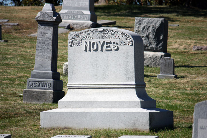 Noyes Monument