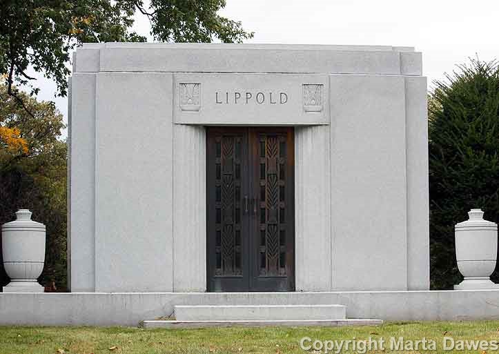 Lippold Mausoleum